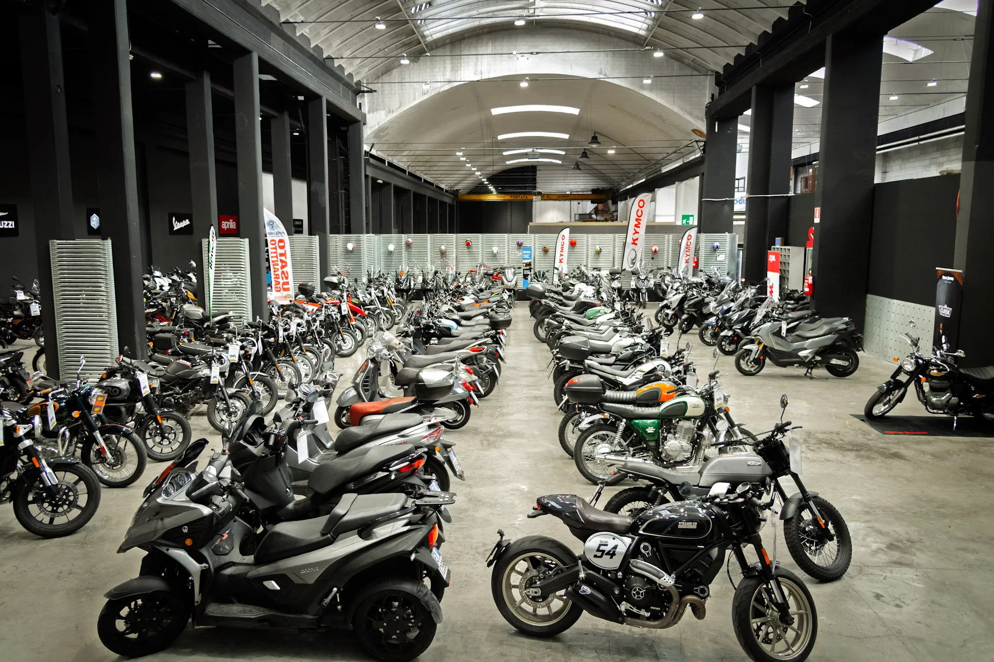 Salone moto Pogliani 23 Salone moto Pogliani 23